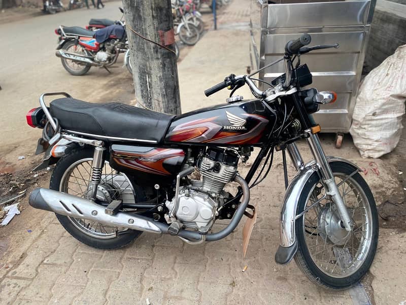 bike full jenion hai hai original halat manhai 7