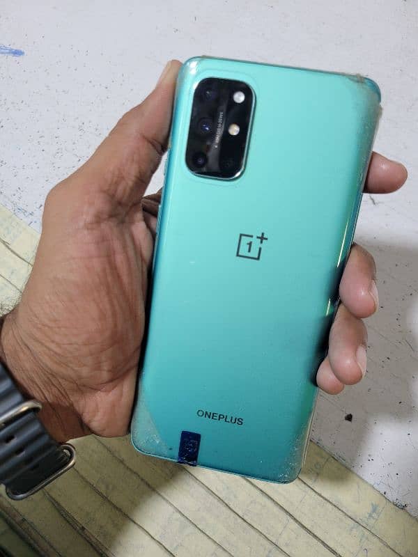 one plus 8T (8/128) 0