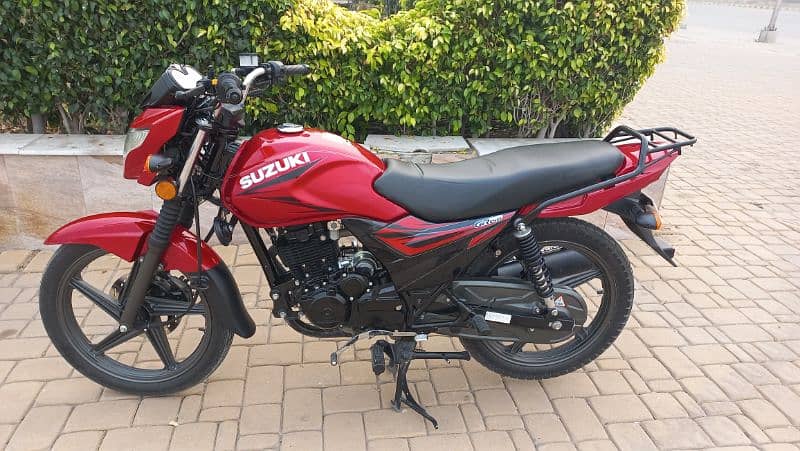 Suzuki GR 150  red colour  self start   disc break  registration all 1