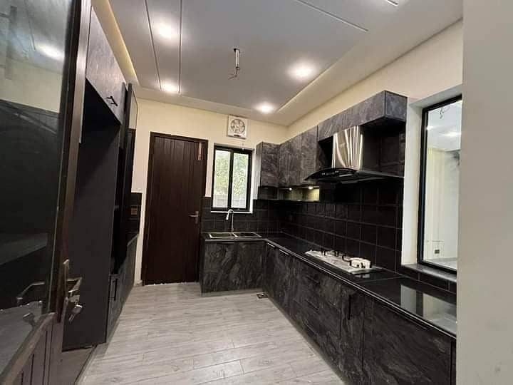 7 MARLA LUXURY HOUSE FOR SALE IN DIVINE ENCLAVE EAST CANAL ROAD FAISALABAD 3