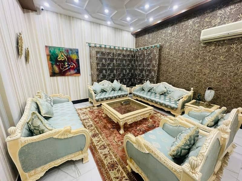 22 Marla Luxury House For Sale in Sarfraz Colony, Near Fowara Chowk, Faisalabad 1