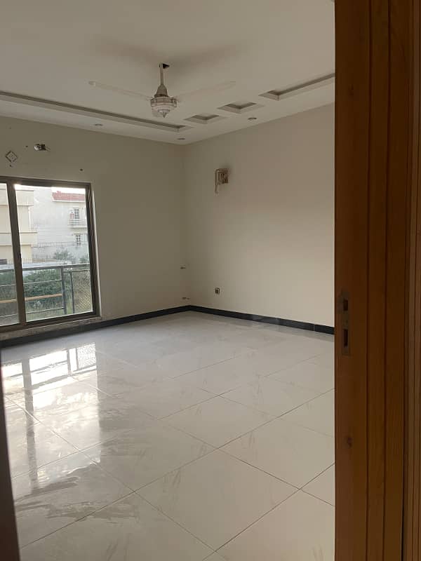 1 Kanal Upper Portion For Rent D12 Beautiful Renovation 21