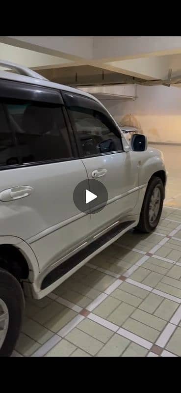 Lexus LX Series 2006 1