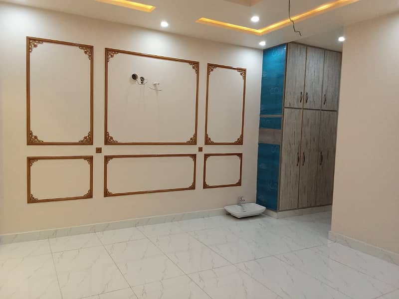 10 Marla House For Sale In Abdullah Garden 30