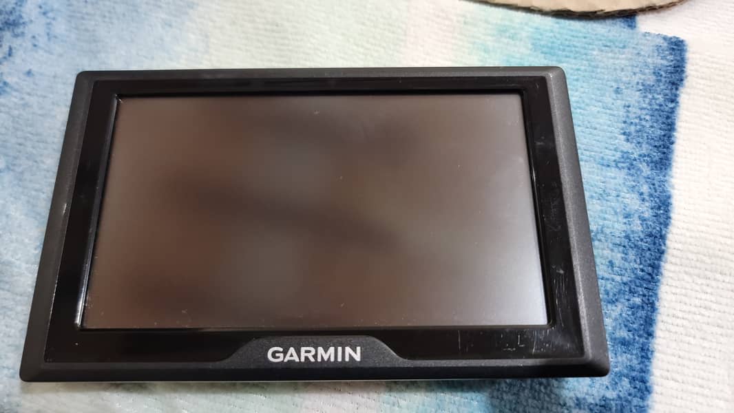 TOMTOM & GARMIN Navigation devices Available 6