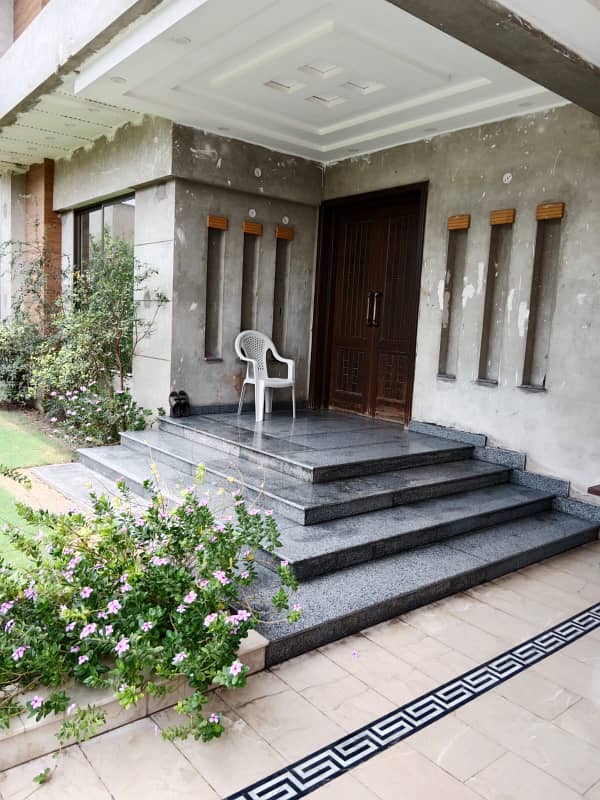 1 Kanal House For Sale In Judicial Colony 8