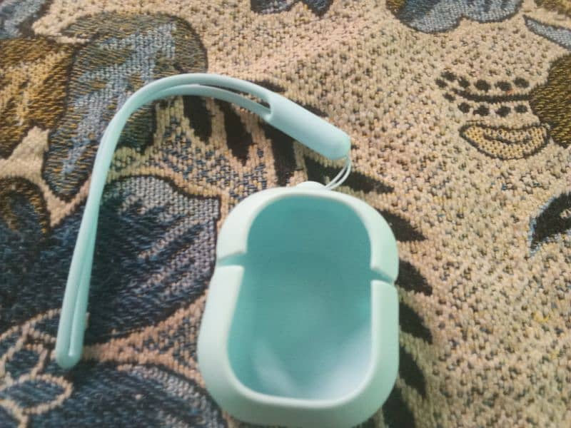 I am selling my earbuds air 31 6