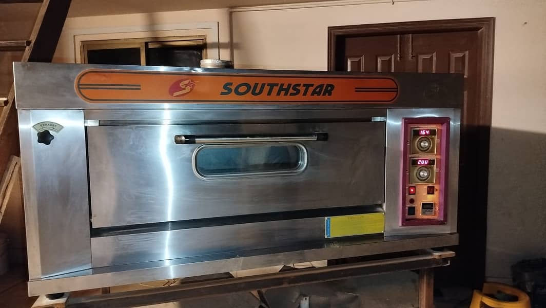 Southstar Pizza Oven & Trolley & Custom Toppings Waves Deep freezer 1