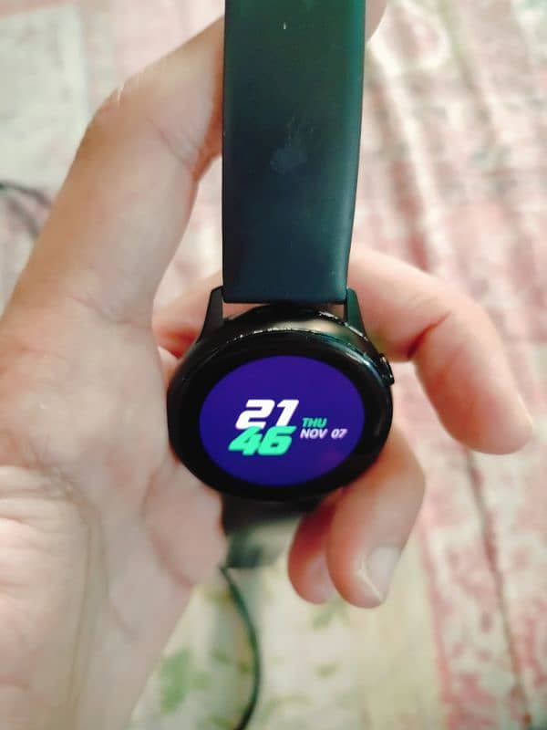 Samsung galaxy watch active SM R500 3