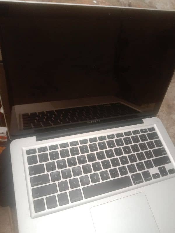 Mac book 1