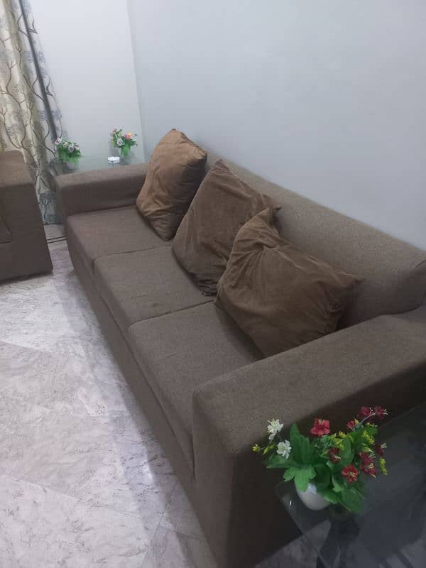 Used Sofa Set 6 Seater (3+2+1) for sale 0