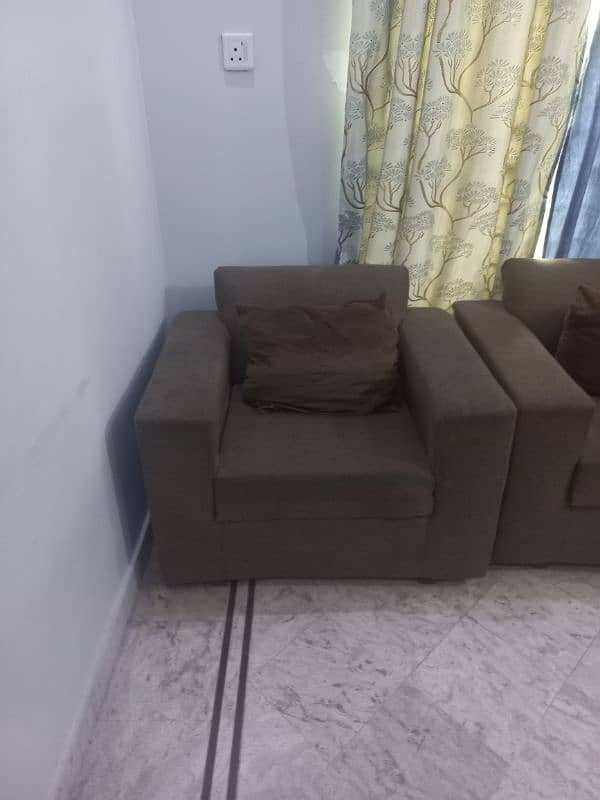 Used Sofa Set 6 Seater (3+2+1) for sale 2