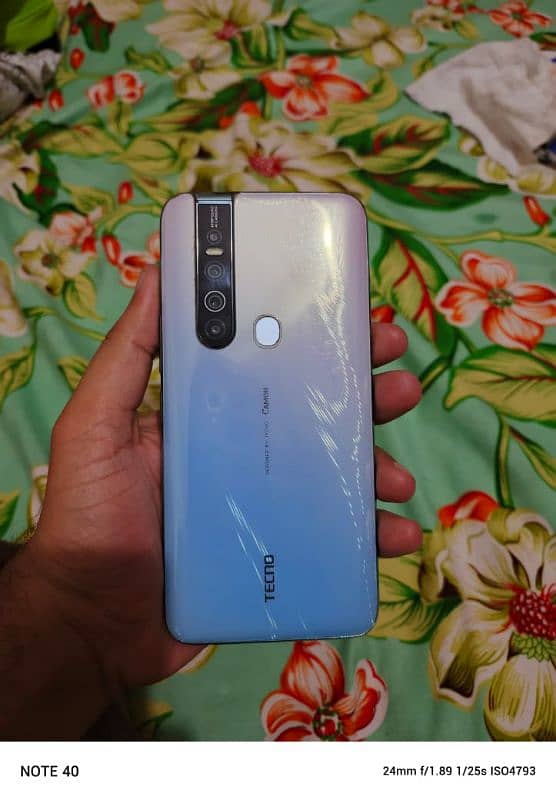 Tecno Camon15 pro 3