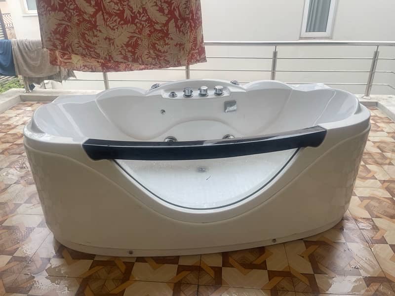 bath/jacuzi for sale (very cheap) negotiable 1