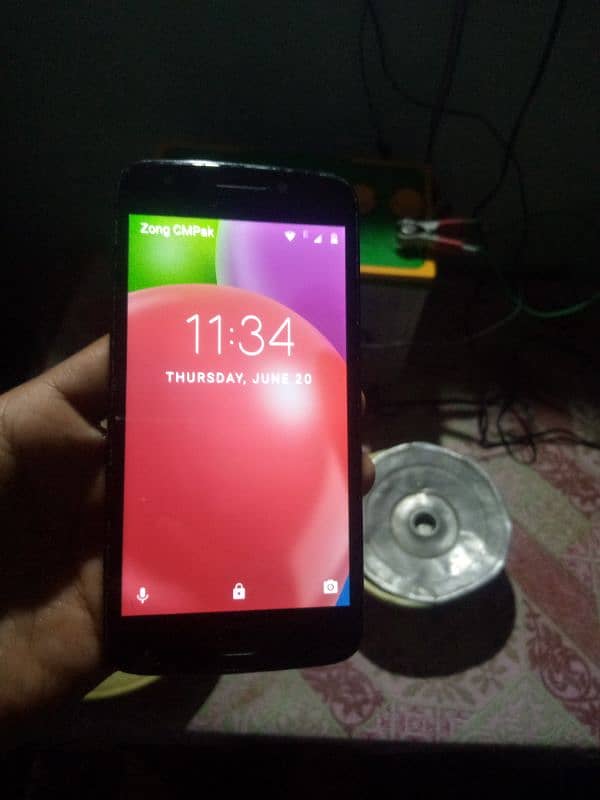 Moto e4 16gb PTA approved urgent sale pasio ki need ha Thanks 5