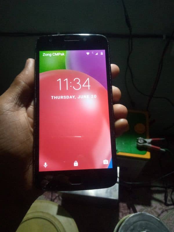 Moto e4 16gb PTA approved urgent sale pasio ki need ha Thanks 6