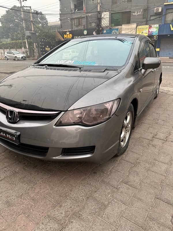 Honda Civic 2010 4