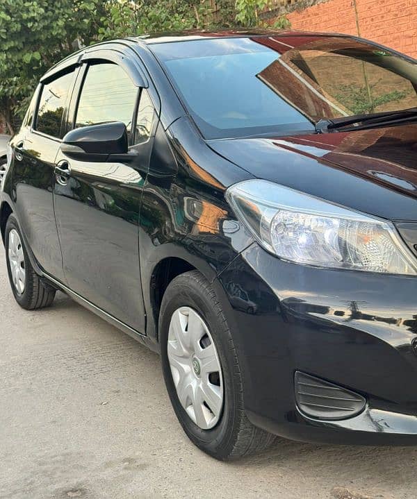 Toyota Vitz 2011 9