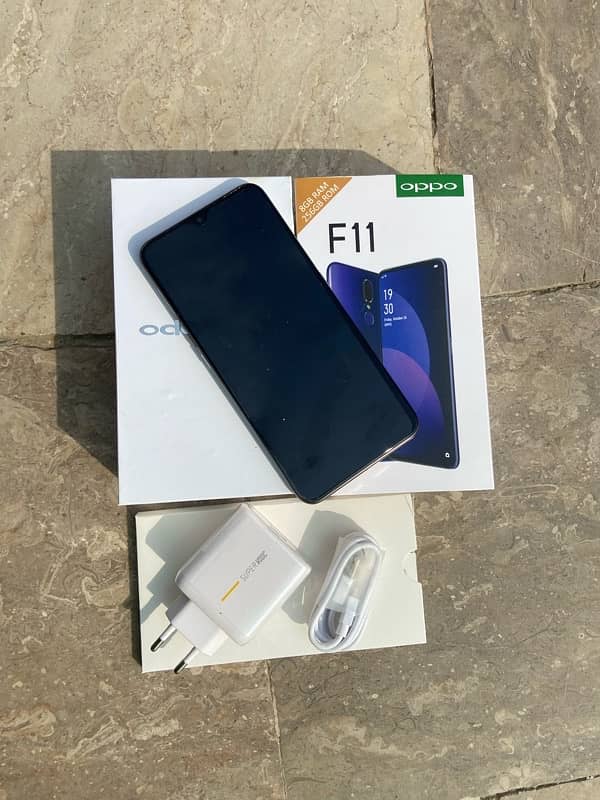 OPPO F11 (8/256) 3