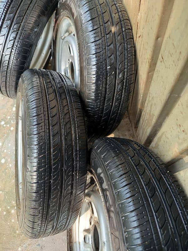 tyre Suzuki mehran new bilkul 4