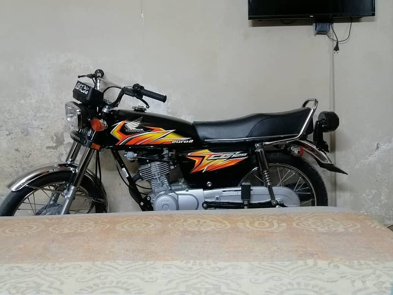 honda cg 125 3400km only 5