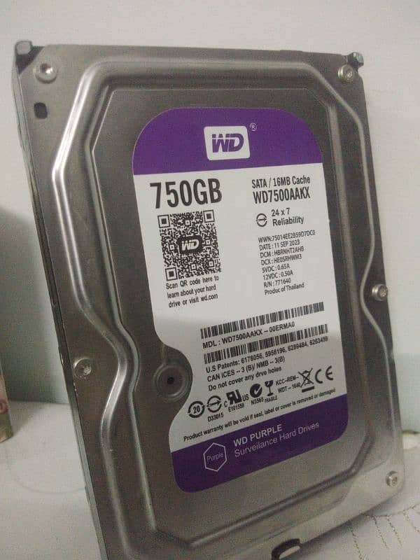 HARD DRIVE WD PURPLE 750GB 3