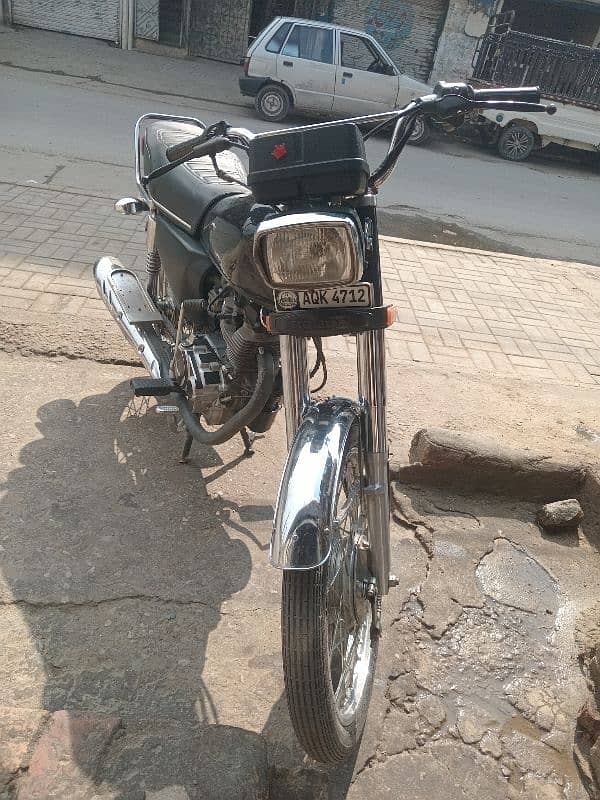 Read add first 125 Honda 23 model read 0