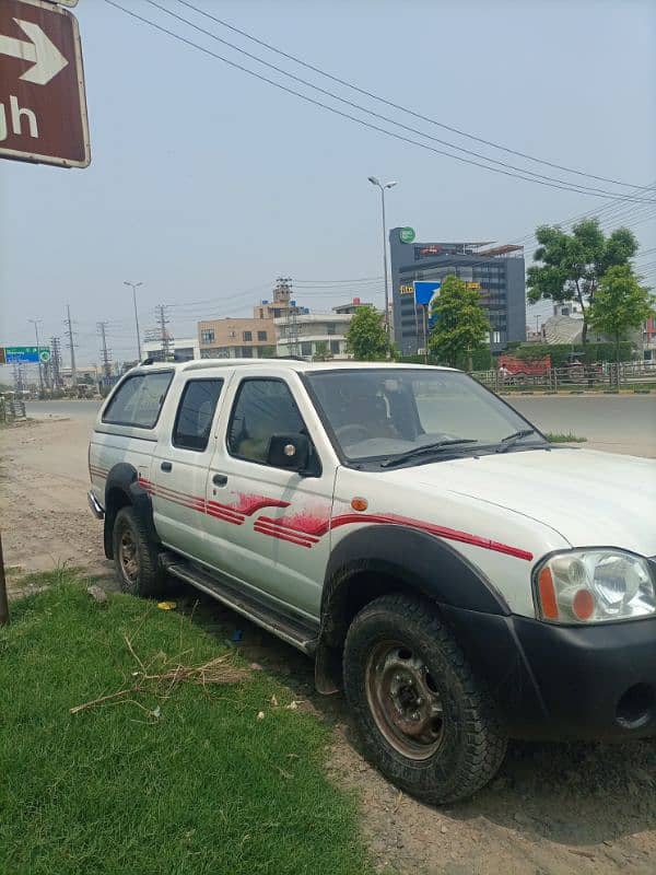 Nissan Navara 2008 5