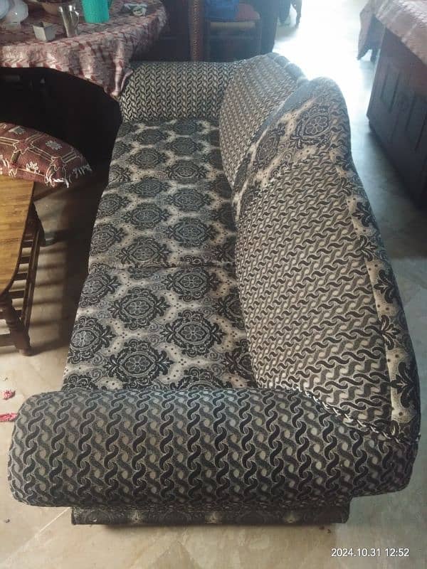 A Modern Design 03 Seater Sofa for Sale 1