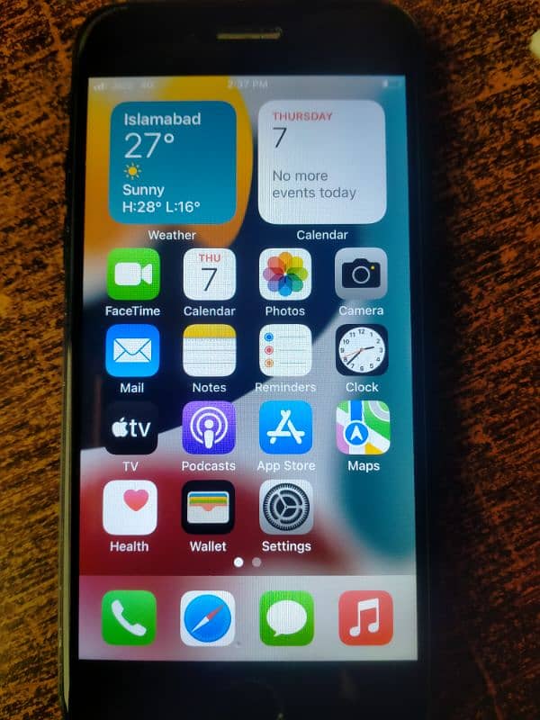 i Phone 7  128gb  pta approved 0