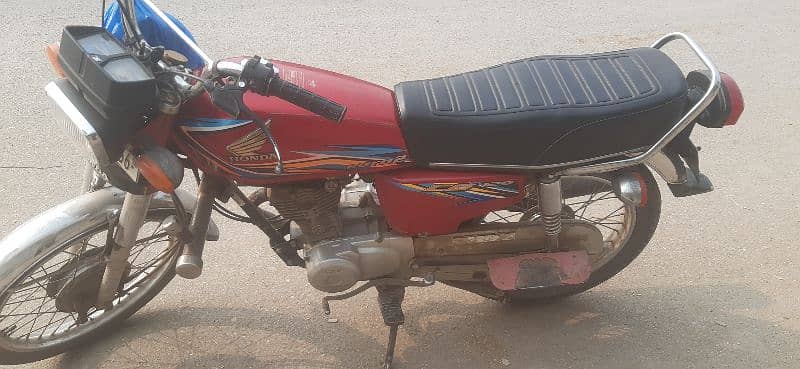 Honda 125 used 2018 model Rs. 105,000/- 1