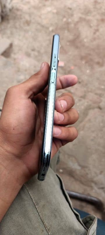 Vivo y33s condition thori ruff ha Baki no open no repair all ok 2