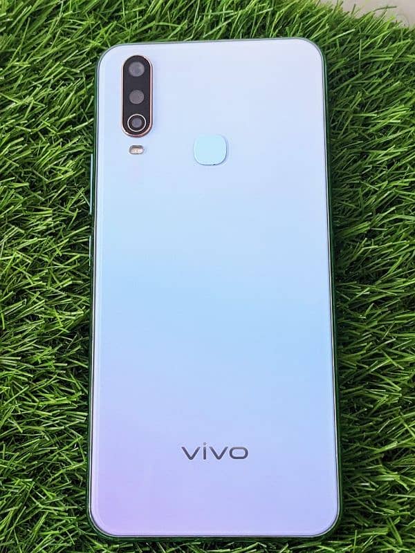 vivo y17 8/256 0