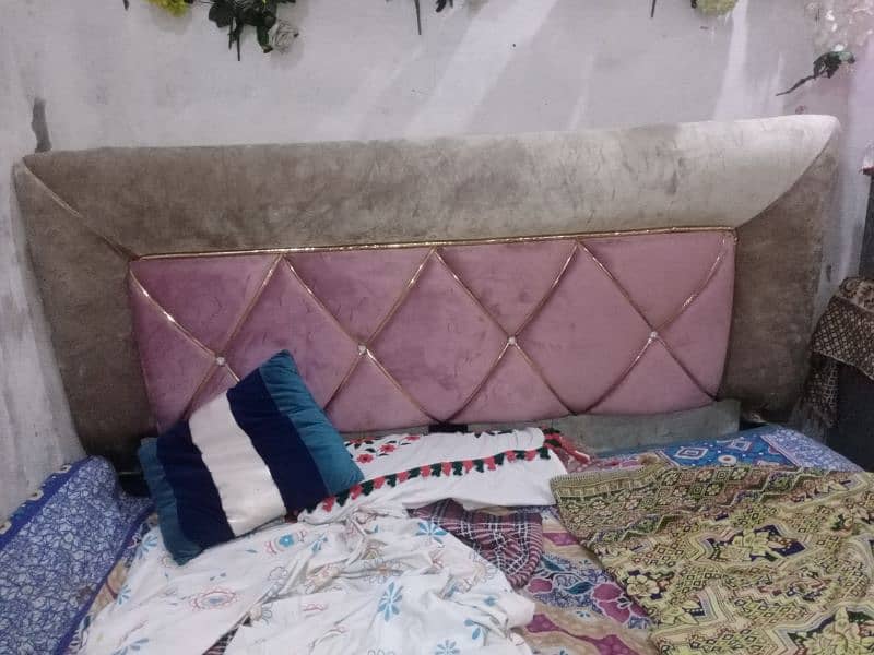 1 adad bed sell new poshish with aout metress 3