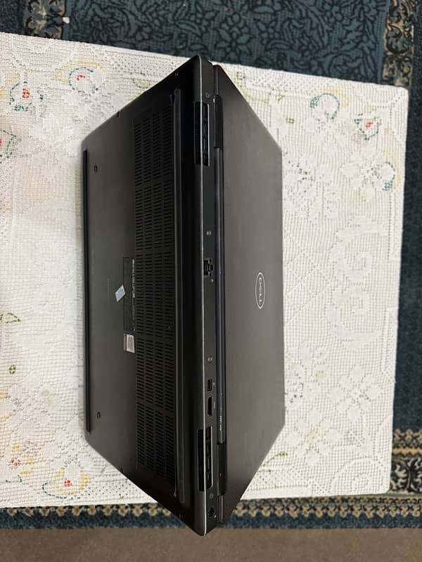 Dell Precision 7530 i7/8th 11