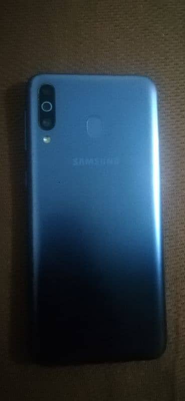 Samsung Galaxy M30 0