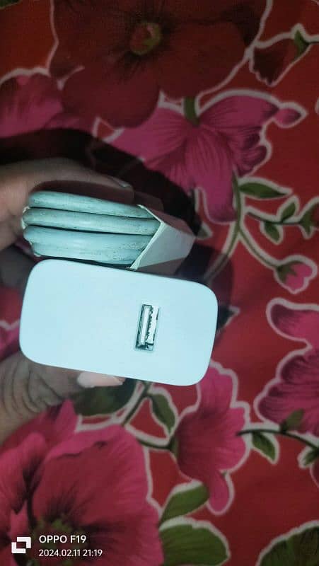 Vivo 80 wat charger original box wala 03129572280 2