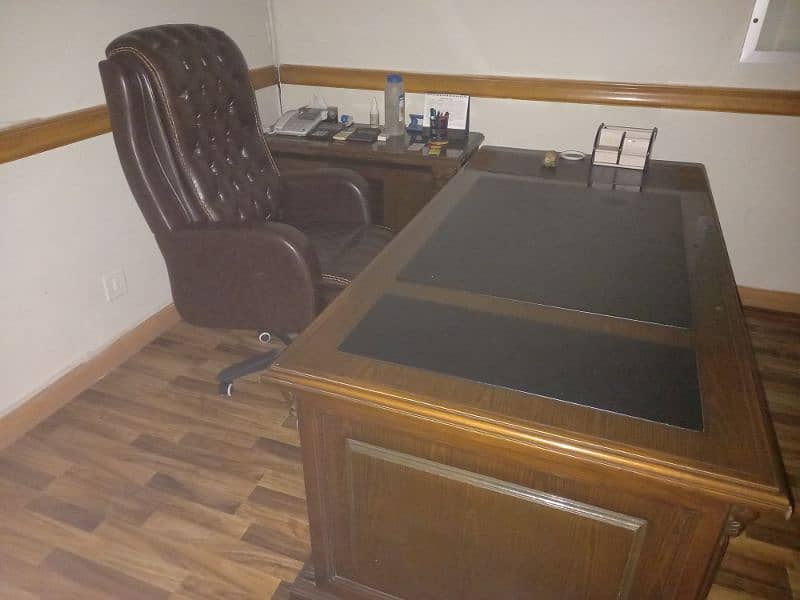 Office Furniture 1