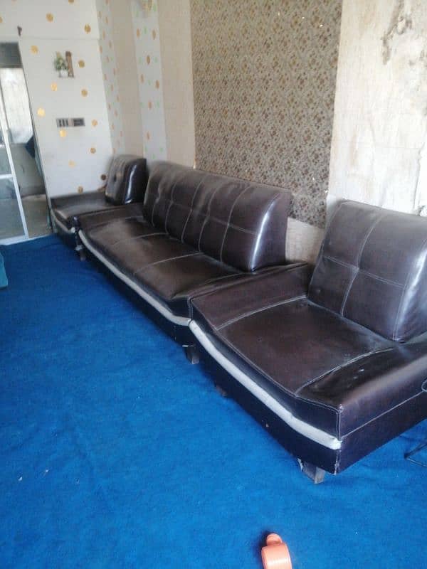 leather sofa molty fome 1