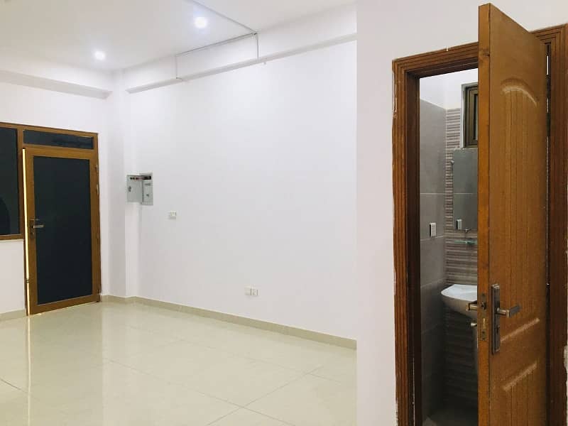 360 Square Feet Office Space Available On Rent Located In F-8 Markaz 3