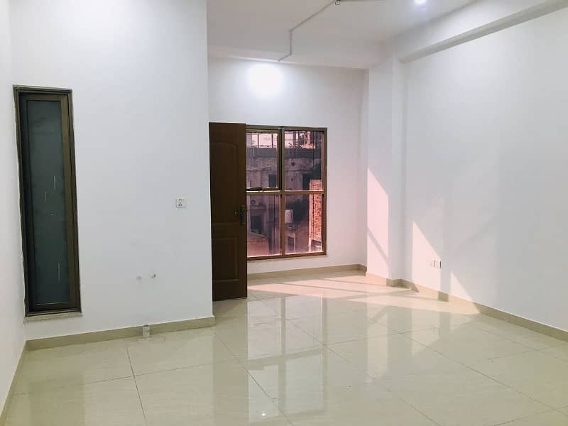 360 Square Feet Office Space Available On Rent Located In F-8 Markaz 12