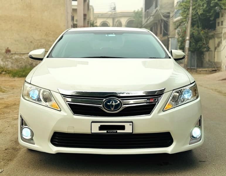 Toyota Camry 2