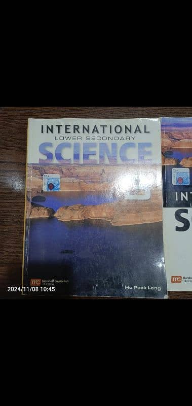 International lower secondary science BOOK + WORKBOOK 5