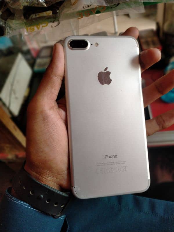 iphone 7 plus 32gb PTA approve all ok 2