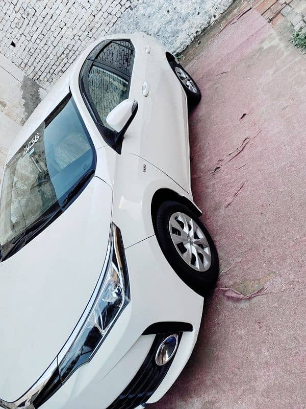 Toyota Corolla GLI 2019 In Original Condition 10/10 Lahore Number 1