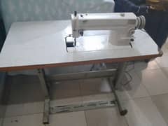 Singer sewing Machine with stand and motor