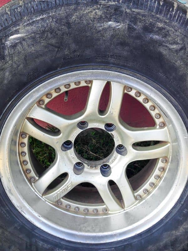 land cruiser 16 inch rim good condition 2