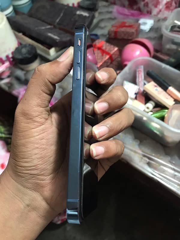 Iphone xr converted 13 pro urgent sale 7