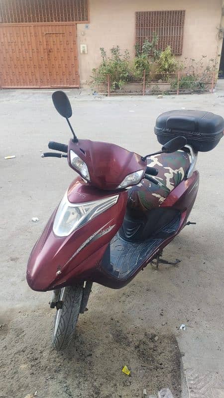 United Scooty automatic 100cc Just like new 0