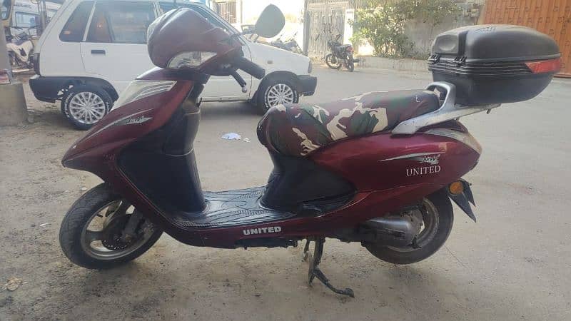 United Scooty automatic 100cc Just like new 11